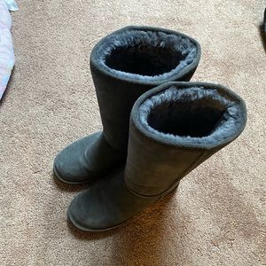 Bear paw size 9 gently used no salt marks